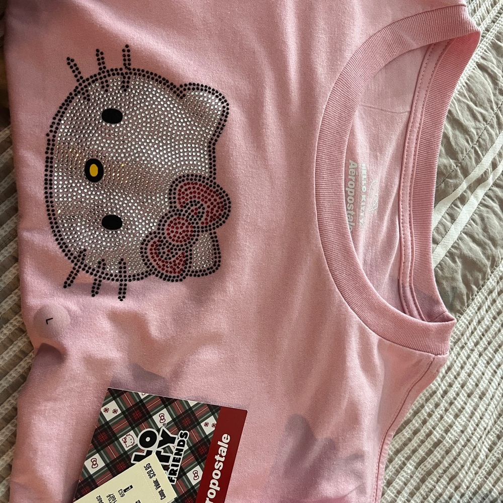 Aeropostale Pink Short Sleeve Tee with Sparkly Hello Kitty